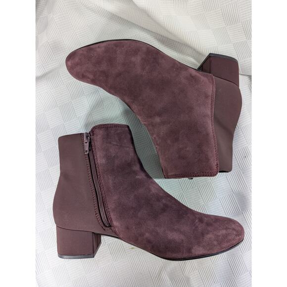 CLARKS! BURGUNDY SUEDE LEATHER & FABRIC ULTRA COMFORT ANKLE BOOTS! SZ 8M - Picture 9 of 13